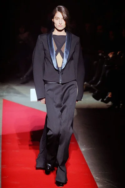 Look 35